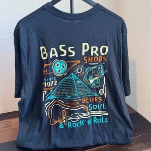 Bass Pro Shops Buckaroo Memphis Mens graphic tee xl